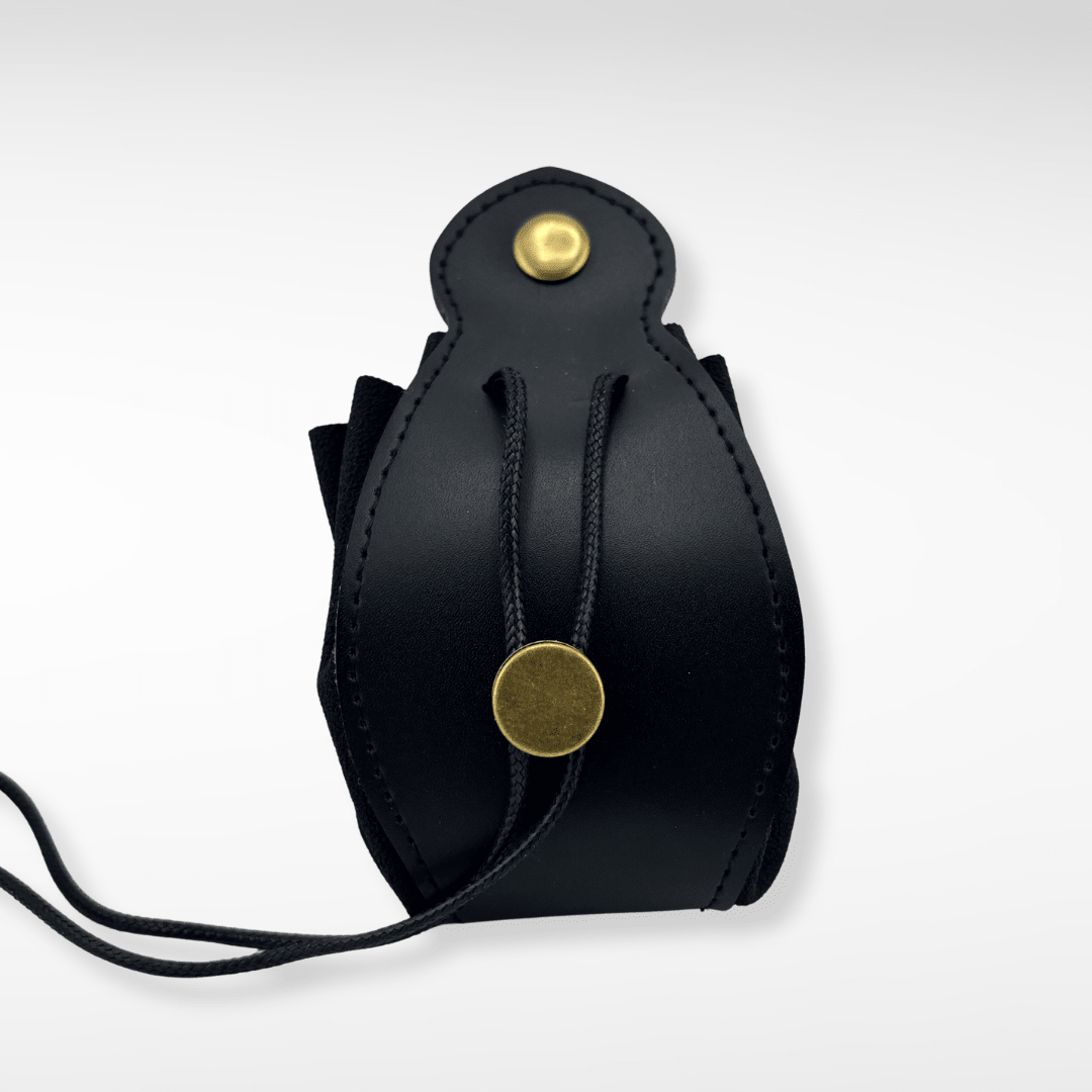 2 - in - 1 Small Leather Dice Pouch & Rolling Tray - Nerd Gear Gaming Inc.