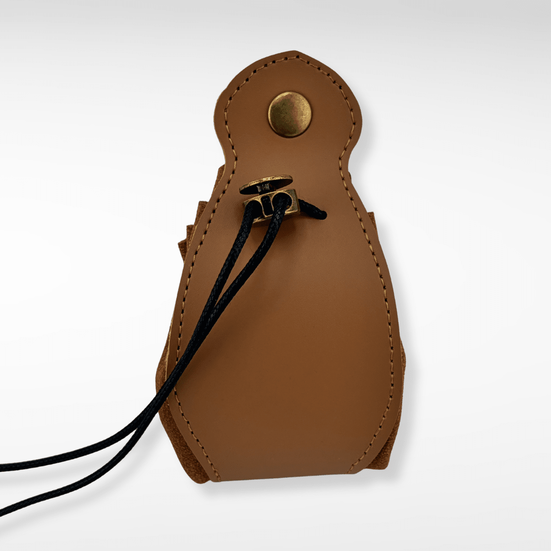 2 - in - 1 Small Leather Dice Pouch & Rolling Tray - Nerd Gear Gaming Inc.